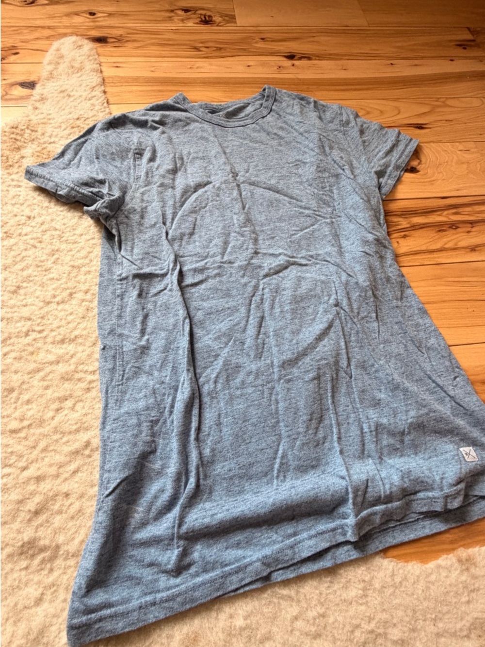 Depart west men’s large blue shirt